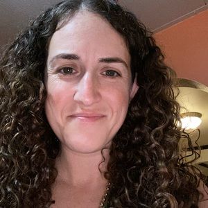 Meet your Posher, Molly